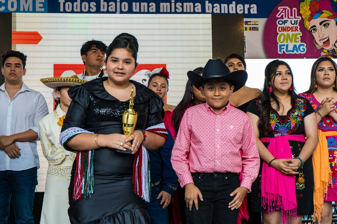 Young Cara Jarritos performers together at the festival’s recognition ceremony